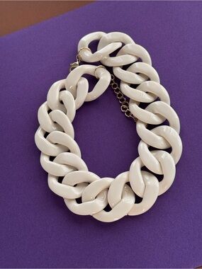 Vintage Rush by Denis & Charles White Chunky Chain Statement Necklace